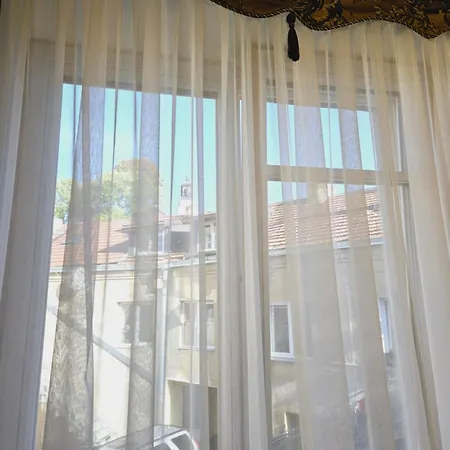 Uzupis Riverside Apartman